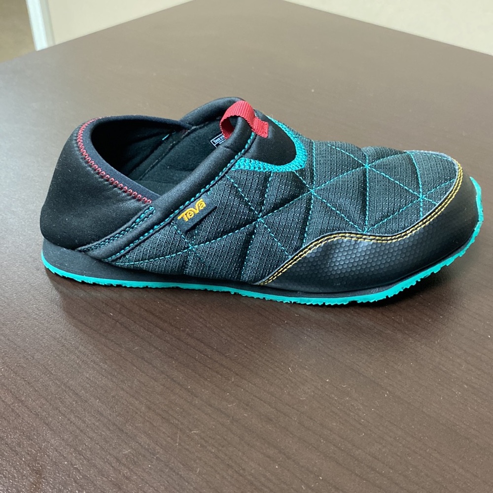 NWT Youth Teva Y Reember Shoe MSRP - Picture 4 of 6